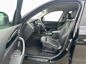 X3 xDrive 30e LC+ DAB RFK LED SHZ AHK 18