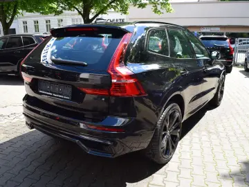 XC60 T6BlackEditionRecharge,Hed-Up,360°,Pano,B&W