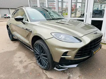 DBX 4.0 V8 DBX707 Carbon VOLL