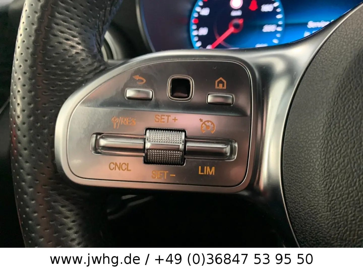 GLC 220 4M 2x AMG Line Multibeam VirtCockp 360K.