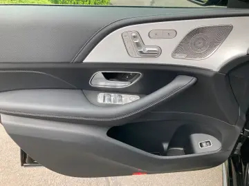 GLE 350 de 4M AMG Line Airmatic*AHK*Panoramadach