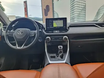 Toyota RAV 4 2.5 Hybrid 4×2 Dynamic