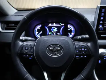 Toyota RAV 4 2.5 Hybrid 4×2 Dynamic