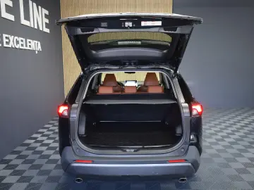 Toyota RAV 4 2.5 Hybrid 4×2 Dynamic