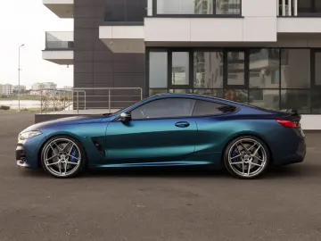BMW M850