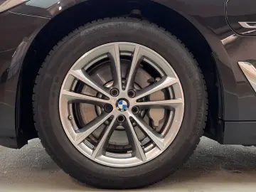 BMW 530e A Luxury-Line