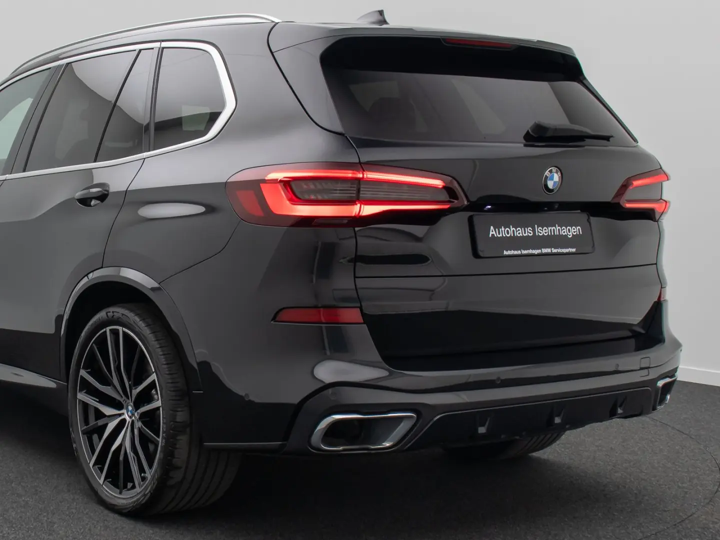 X5 xD30d M Sport B&W HUD DAB Panorama 22Zoll
