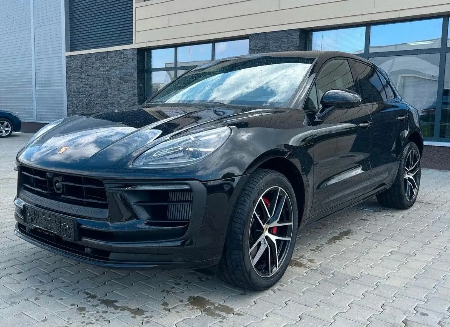 Macan S