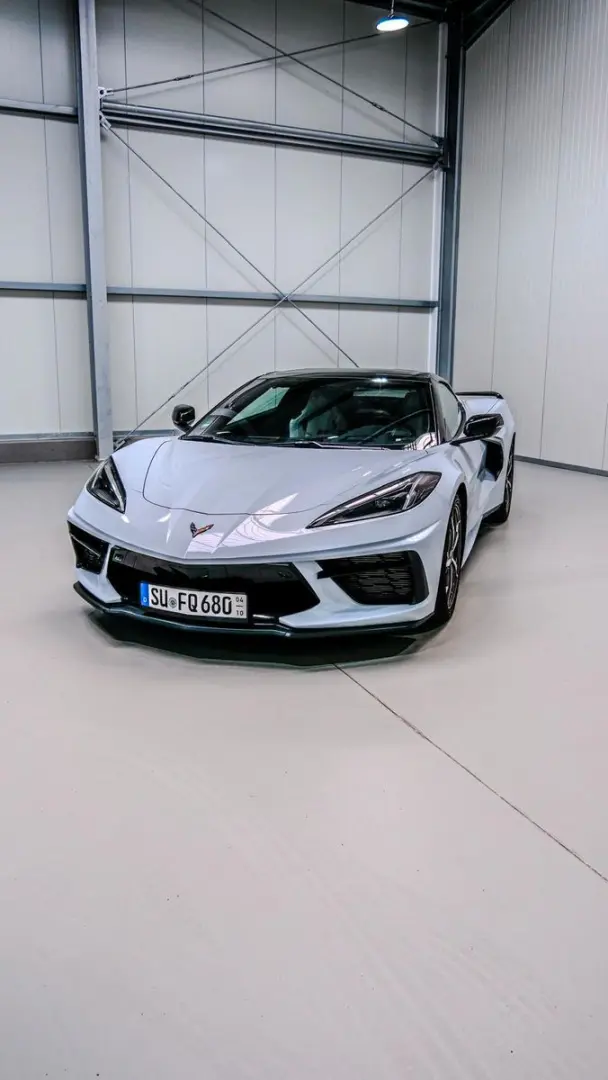 C8 Stingray CONVERTIBLE 2LT Performance