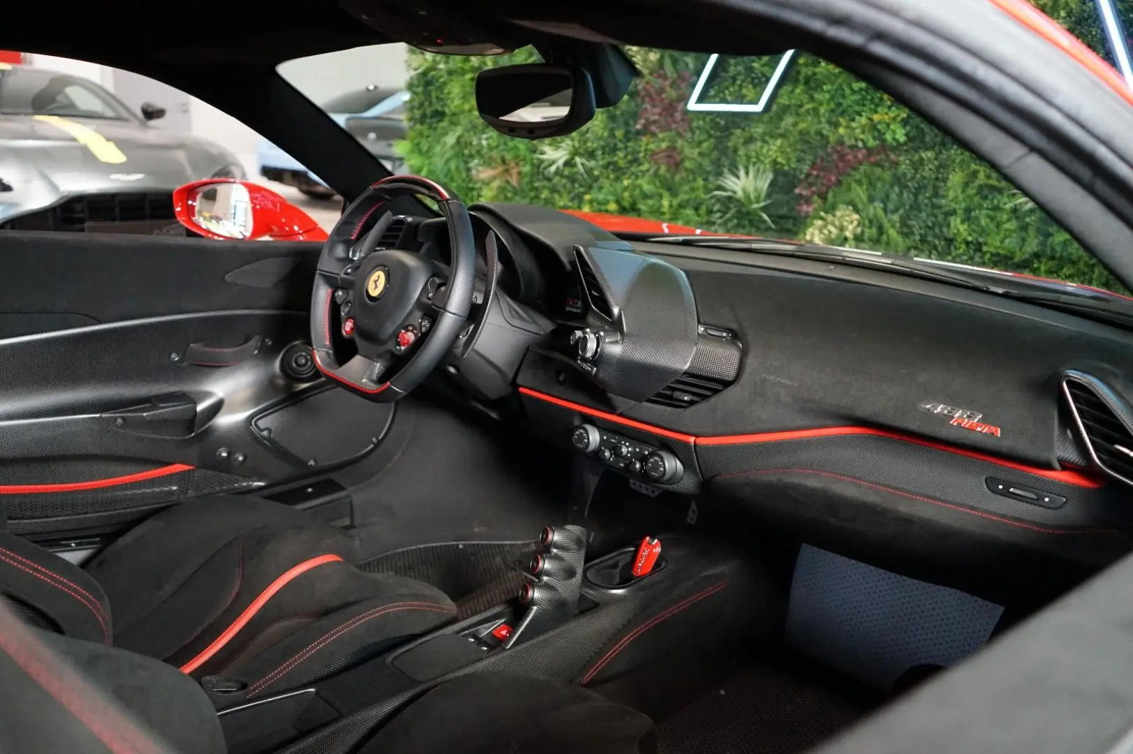 488 PISTA*LIFT*CARBON*NAVI*WARRANTY