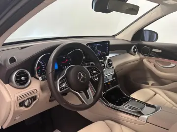 GLC 220 CDI 4Matic Exclusive Leder HUD ACC LED
