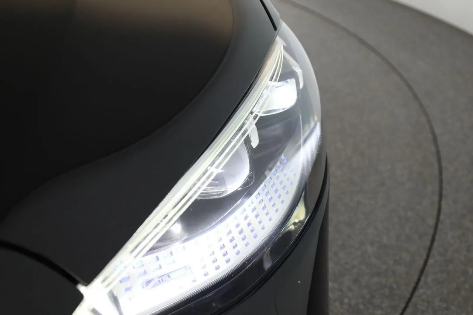 S 580 lang AMG DIGITAL Pano HUD HighEndFond 21