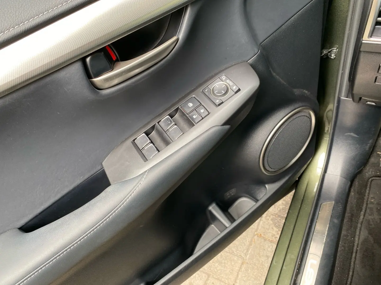NX 300h E-Four Executive Line *ACC*Pano*Navi*CAM