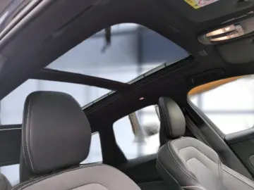 XC 60 Plus Bright AWD