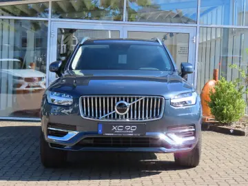 XC90 Plus Bright Recharge Plug-In Hybrid AWD