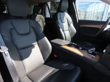 XC90 Plus Bright Recharge Plug-In Hybrid AWD