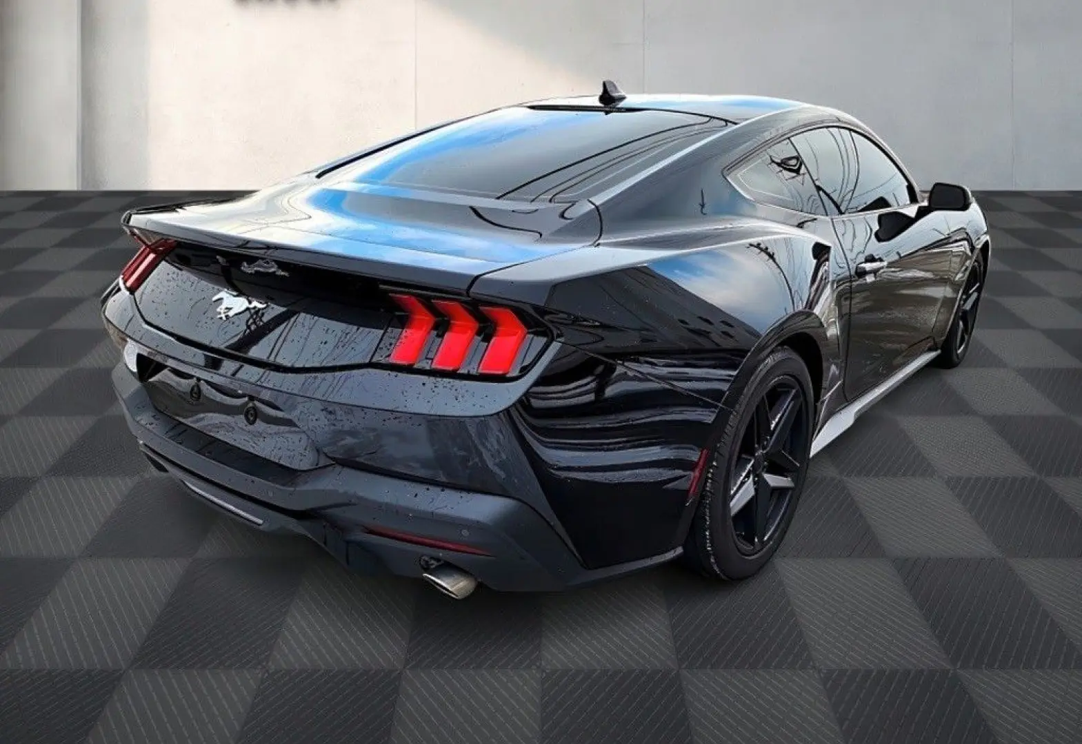 Mustang EcoBoost Coupe Premium 2.3L € 35.900 T1