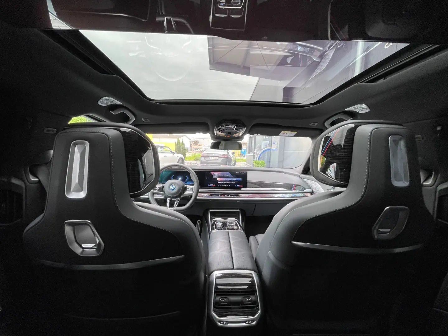 i7 xDrive60/M-Sport Pro/Executve Lounge/NP 192 T