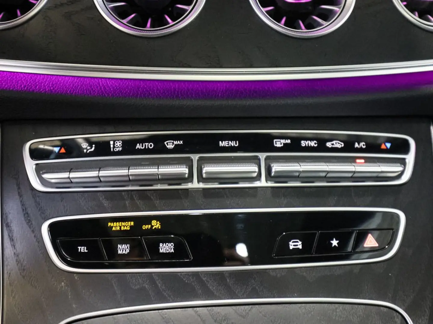 E 450 4M Coupé AMG Sport Distr. LED Pano Navi SH