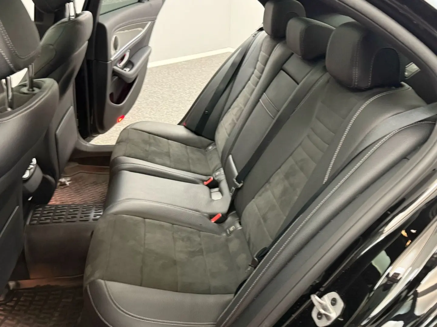 E 400 d 4Matic AMG*PANO*HEAD-UP*ACC*360°*CARPLAY