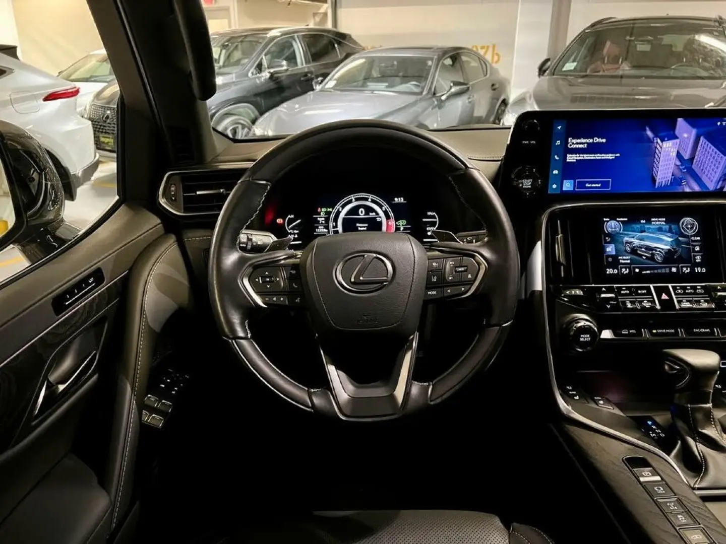 LX 600  LUXURY 4WD -  2023