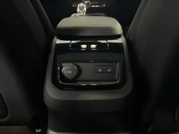 S60 T8 Polestar Engineered Recharge AWD B&W 360°