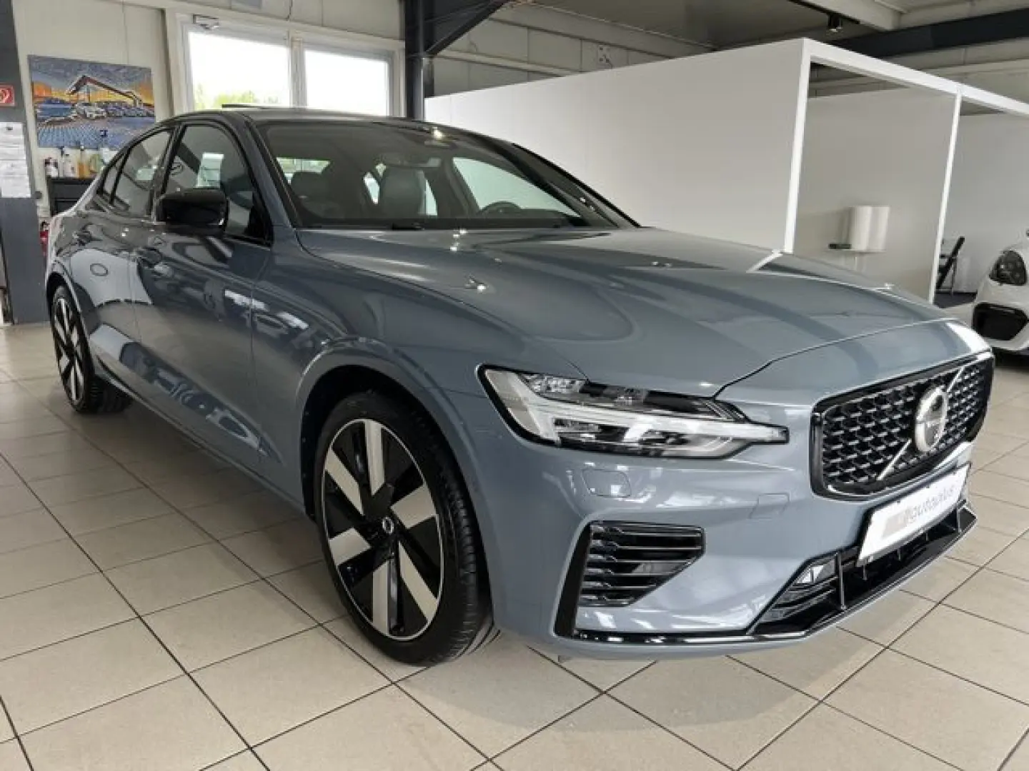 S60 T8 Ultimate Dark Recharge AWD B&W 360° 4xSHZ