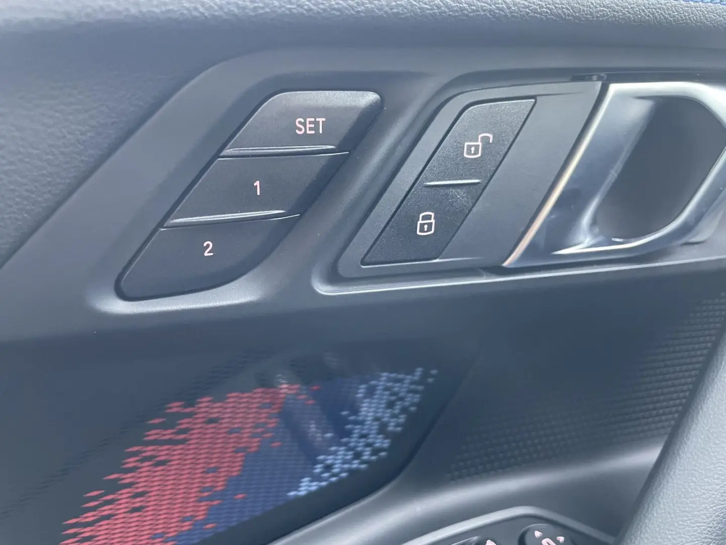 220i M Sport M Sportpaket HiFi DAB LED RFK Shz