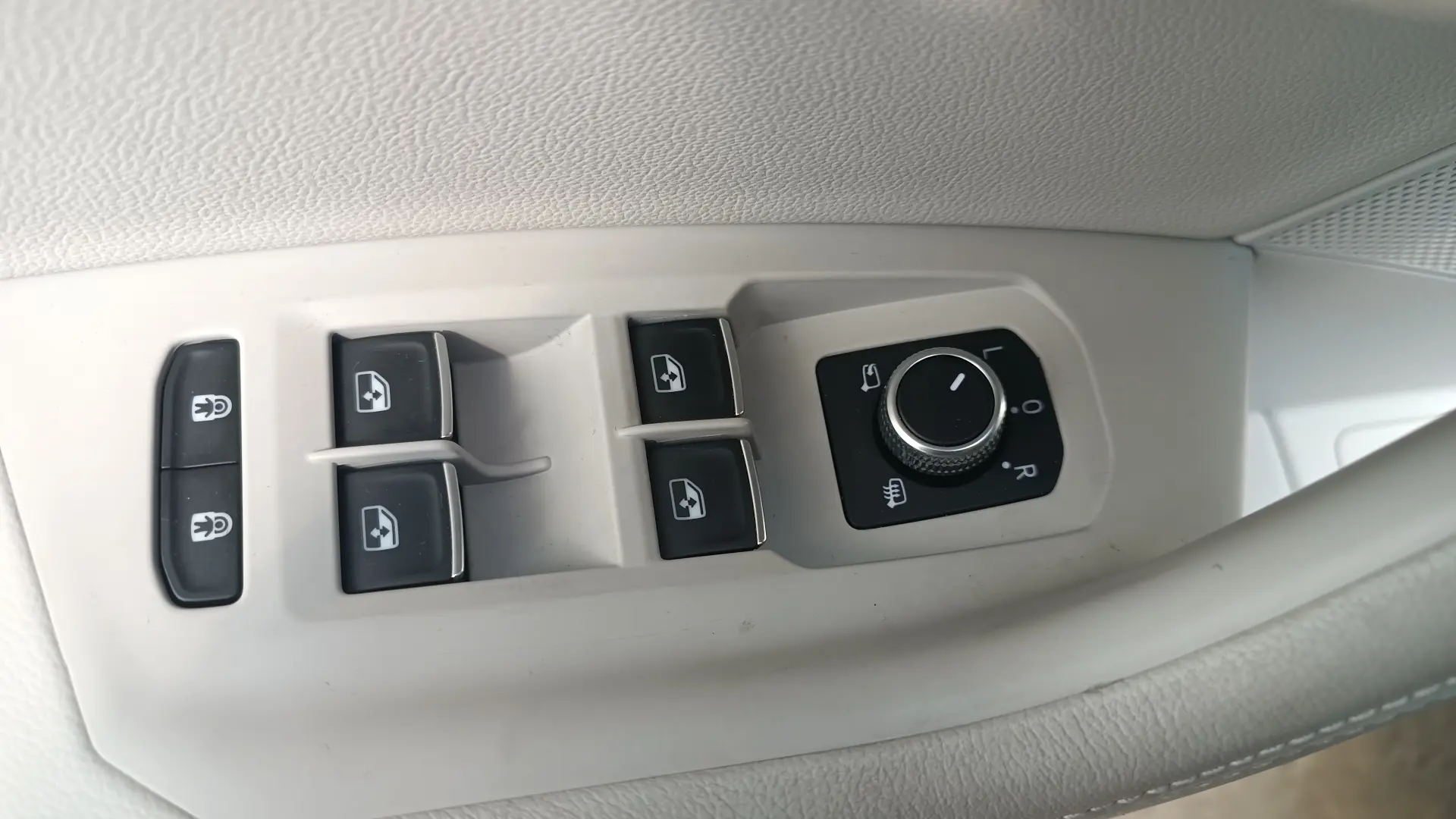 VOLKSWAGEN TOUAREG 3.0 V6 TDI 286HP ELEGANCE AUTO 4WD