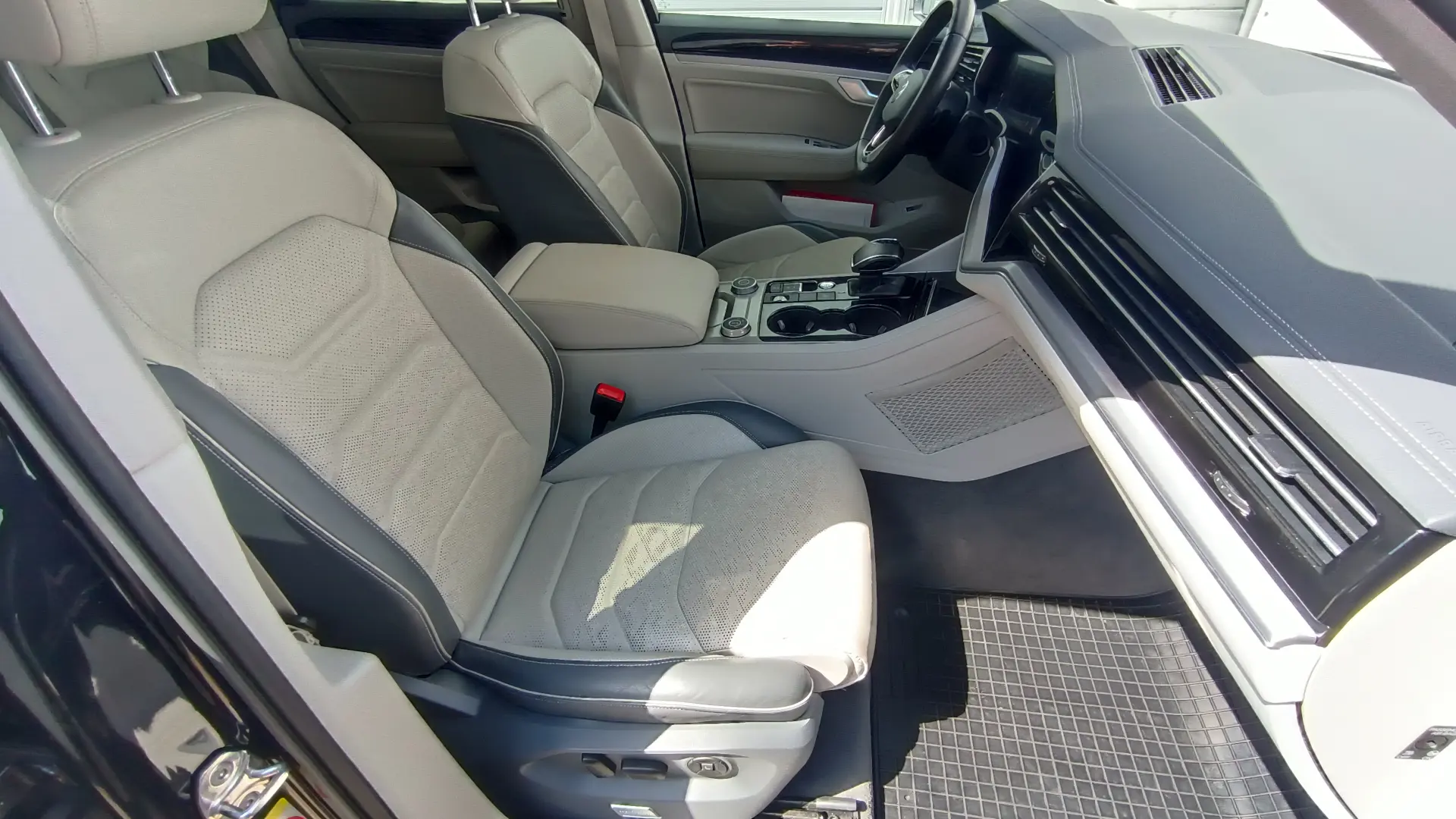 VOLKSWAGEN TOUAREG 3.0 V6 TDI 286HP ELEGANCE AUTO 4WD