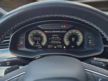 Q8 55 TFSI e quattro Tiptronic Pano Navi