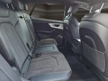 Q8 55 TFSI e quattro Tiptronic Pano Navi