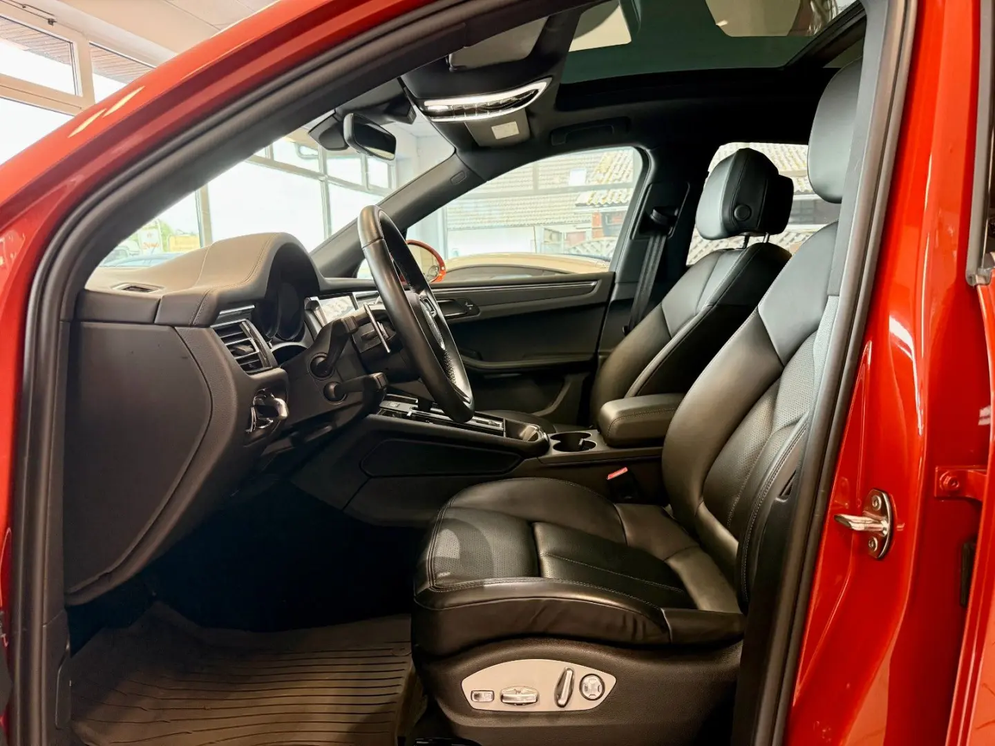 Macan Luftfederung/Panorama/Keyless/21Zoll/BOSE