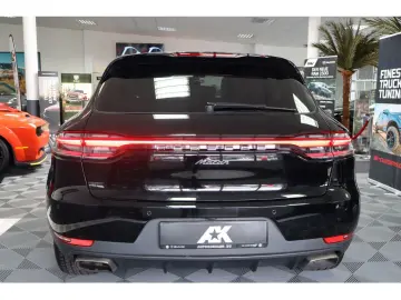 Macan 2.0 FSI Facelift Alcantara PDLS+ 19 Zoll