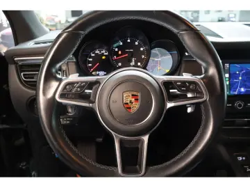 Macan 2.0 FSI Facelift Alcantara PDLS+ 19 Zoll