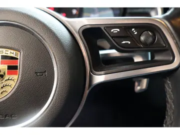 Macan 2.0 FSI Facelift Alcantara PDLS+ 19 Zoll
