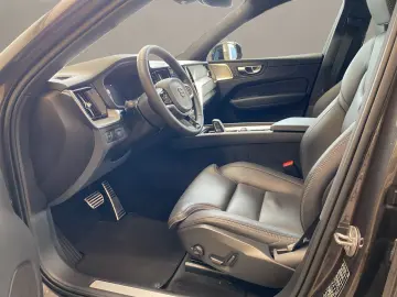 XC60 B5 R Design Navi Kam. SoundSys
