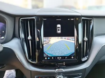 XC60 AWD B5 Diesel EU6d Momentum Pro