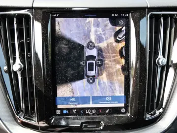 XC60 Plus Dark AWD B4 Diesel EU6d Allrad digital