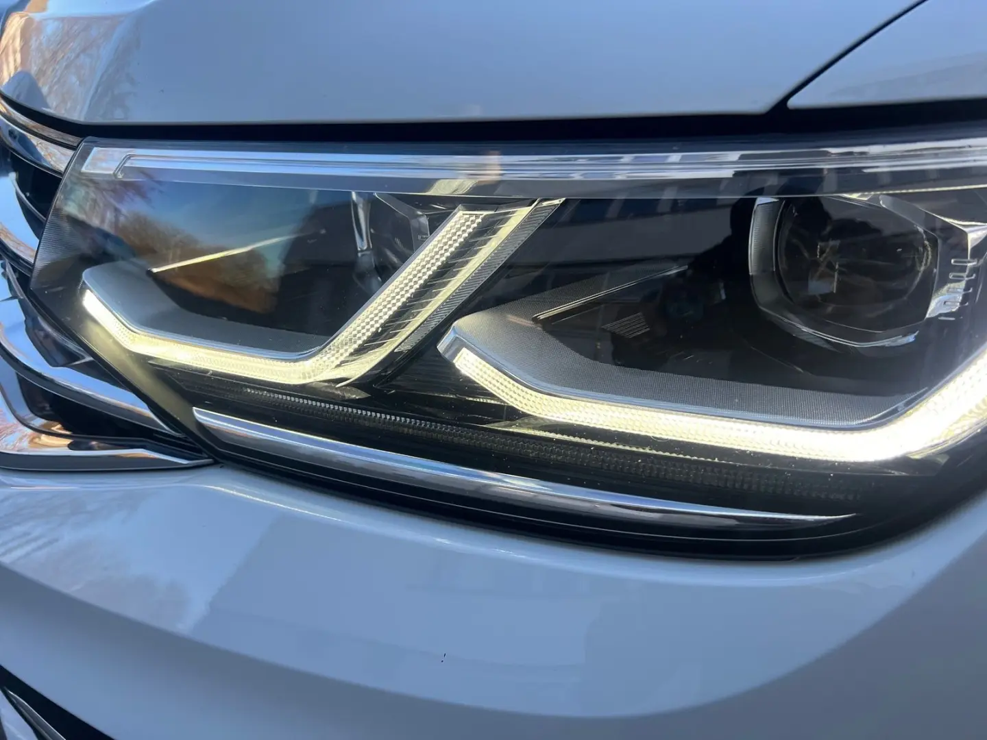 Tiguan R-Line ACC*ALU*LED*NAVI*PDC*RFK*SHZ*VIRTU