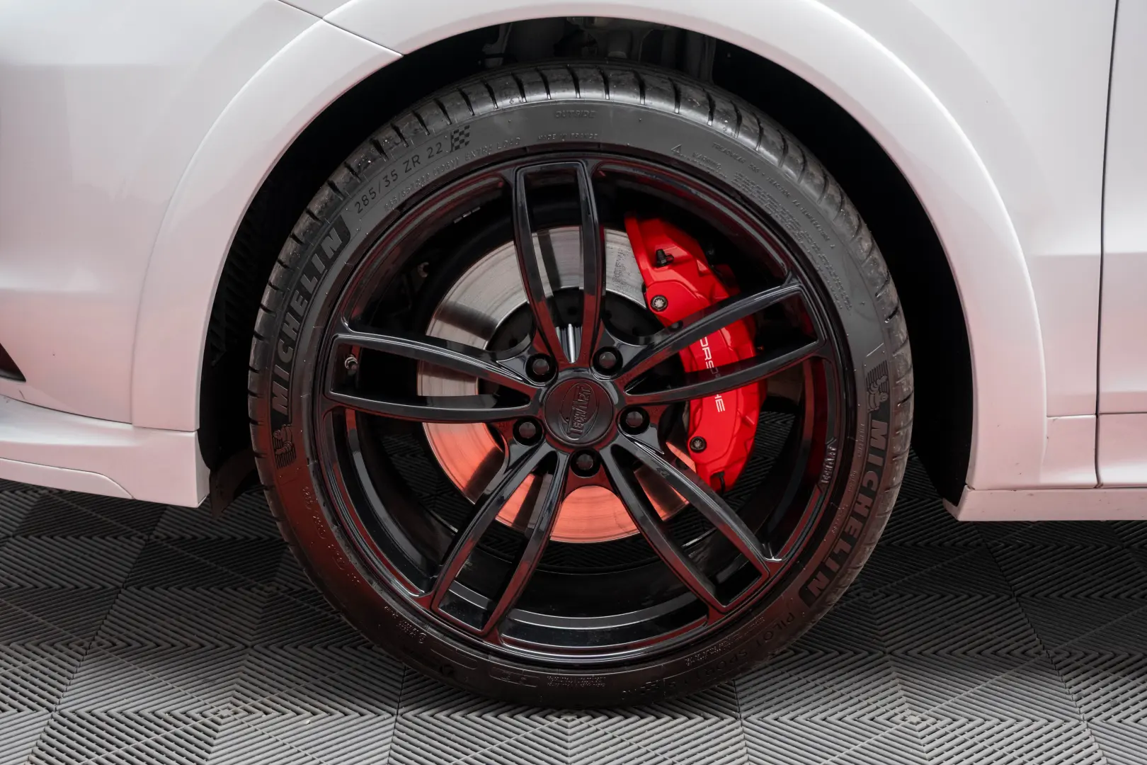 Porsche Cayenne GTS