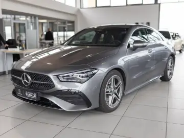 CLA 200 AMG Premium LED Sound Kam KeyGo Lenkradh