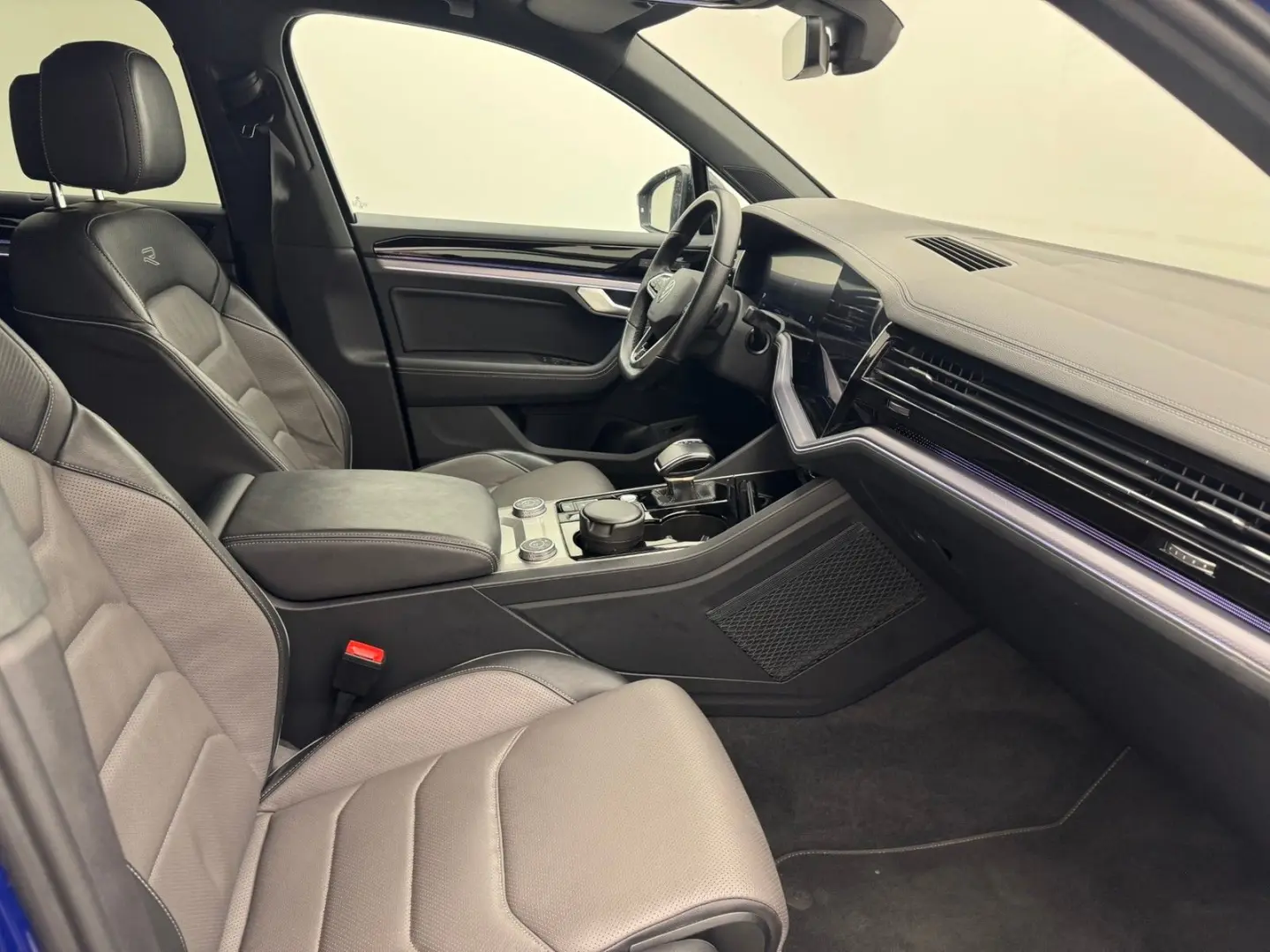 Touareg TDI 4M Autom. R-Line BlackPanoLuftMatrix