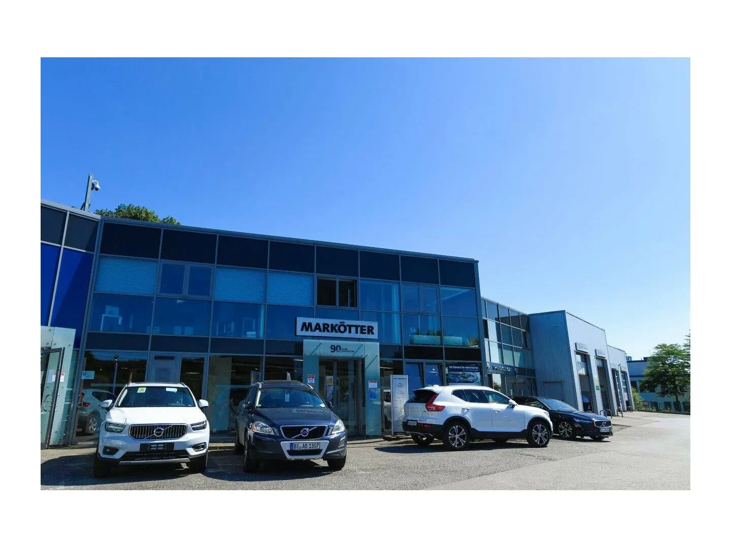 XC60 B4 Momentum Pro AHK/PANO/CAM/Google