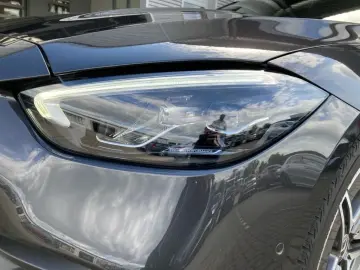 C 300 d +AMG+MBUX+KAMERA+AHK+NAVI+Ambiente+SHZ