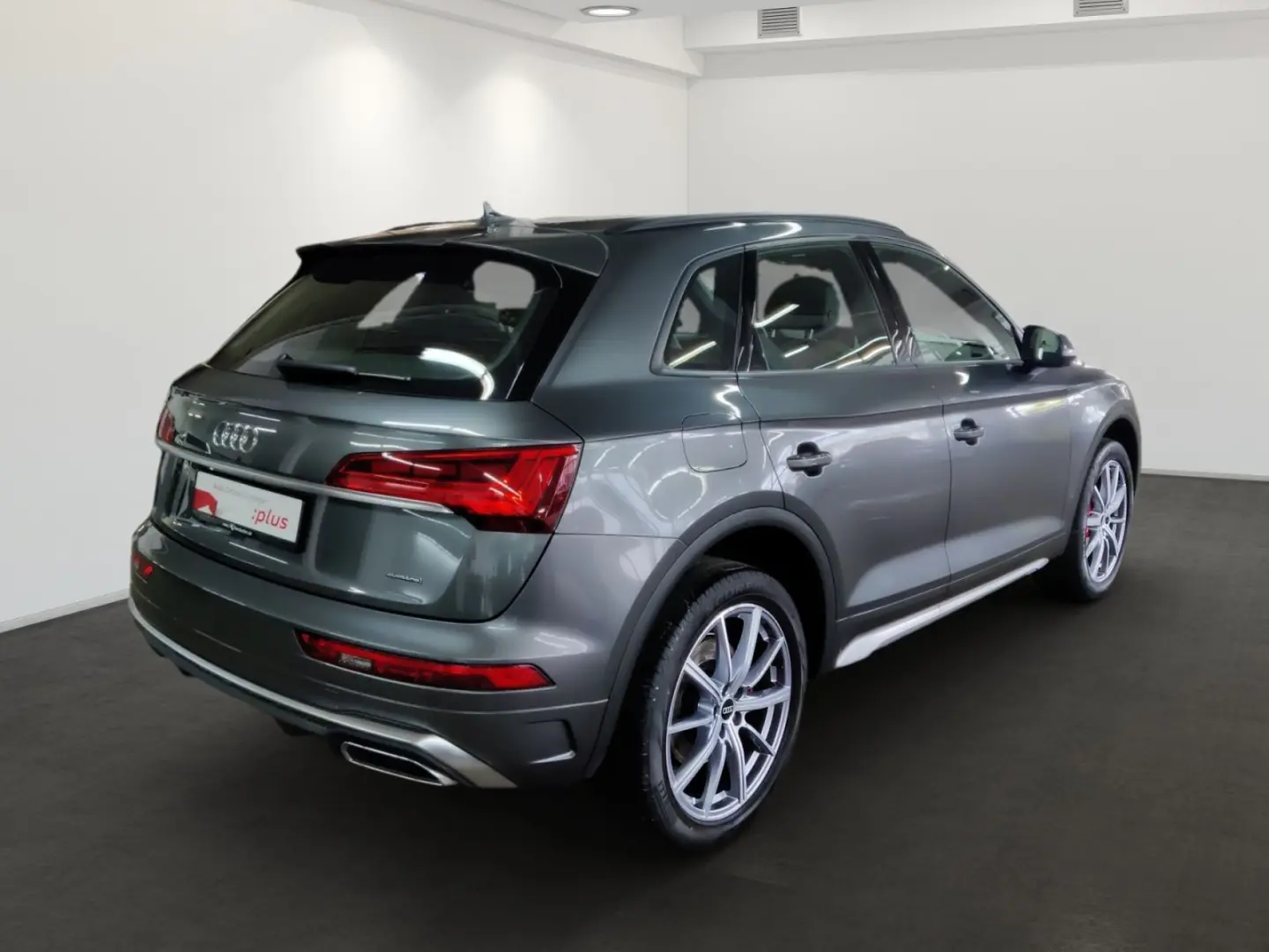 Q5 40 TDI quattro S line Busi+TourPaket AHK Matr