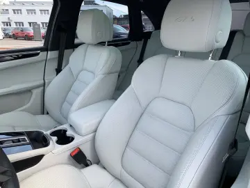 Macan GTS BOSE+PARKASSISTENT+AHZV