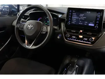 Corolla 1.8 Hybrid ACC DAB Navi LED Kam Keyless