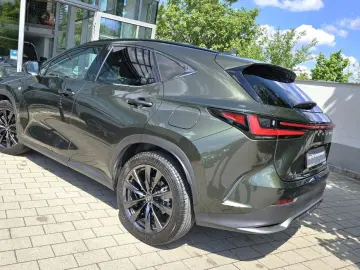 NX 450h+ E-FOUR F SPORT