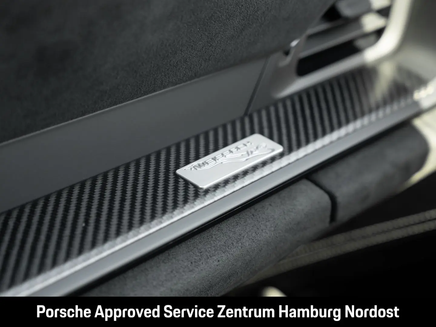 992 (911) GT3 RS BOSE PDLS+ ParkAssistent